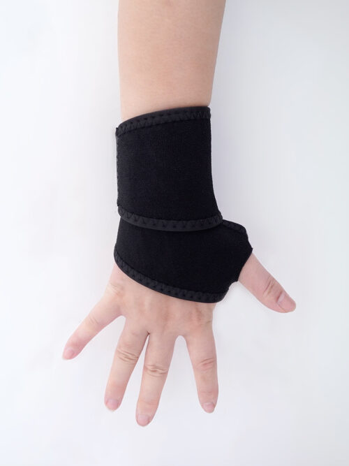 Adjustable breathable high-elasticity wrapping weightlifting training thumb buckle wrist guard for fitness and sports