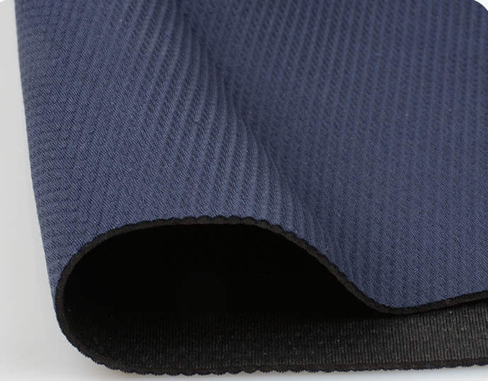Fine Grain Embossed Dive Fabric, Roller-Embossed Composite Lycra Fabric, OEM Bag & Footwear Protective Material Fabric